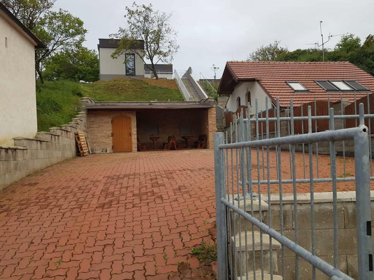 Penzion U Karla Nemcicky (Breclav) Exterior foto